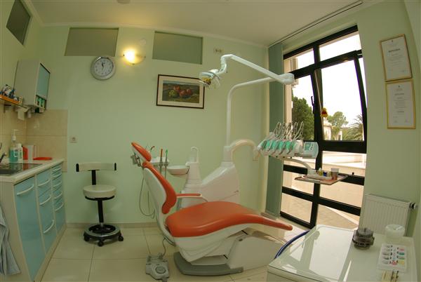 Ordinacija dentalne medicine leo pivac mag.med.dent. 7
