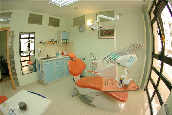 Ordinacija dentalne medicine leo pivac mag.med.dent. 4