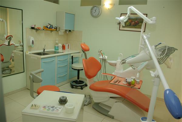 Ordinacija dentalne medicine leo pivac mag.med.dent. 6